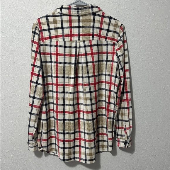 Oversized Flannel - Picture 3 of 3